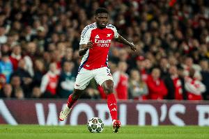 开云登录-罗马诺:阿森纳正与托马斯商谈续约,阿尔特塔希望留住球员