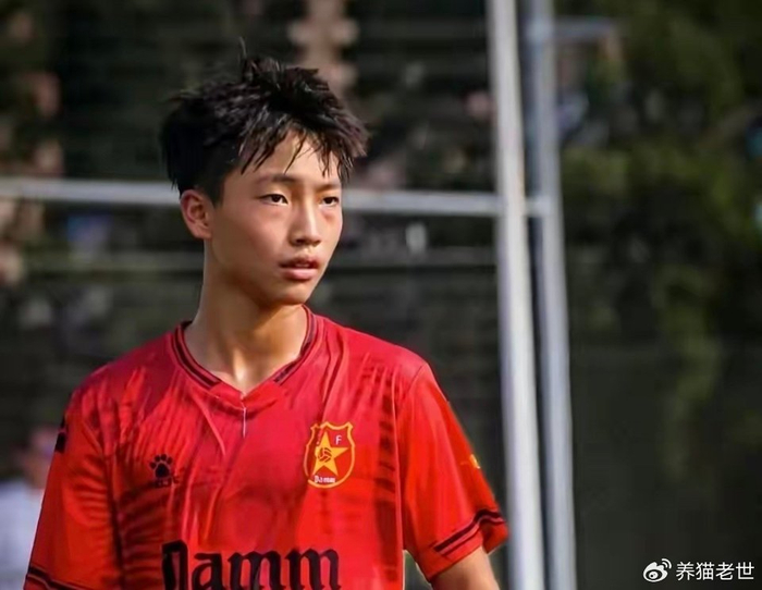 开云平台-董路封神！4年培养出巴萨首位中国球员：33场25球 总监亲自邀请|巴塞罗那|李昊炎|拉玛西亚|中国足球小将|青训_新浪体育_新浪新闻